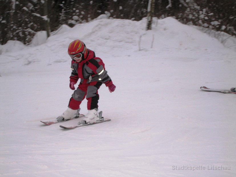 2010_01_30 Skifahren mit der Stadtkapelle (30)